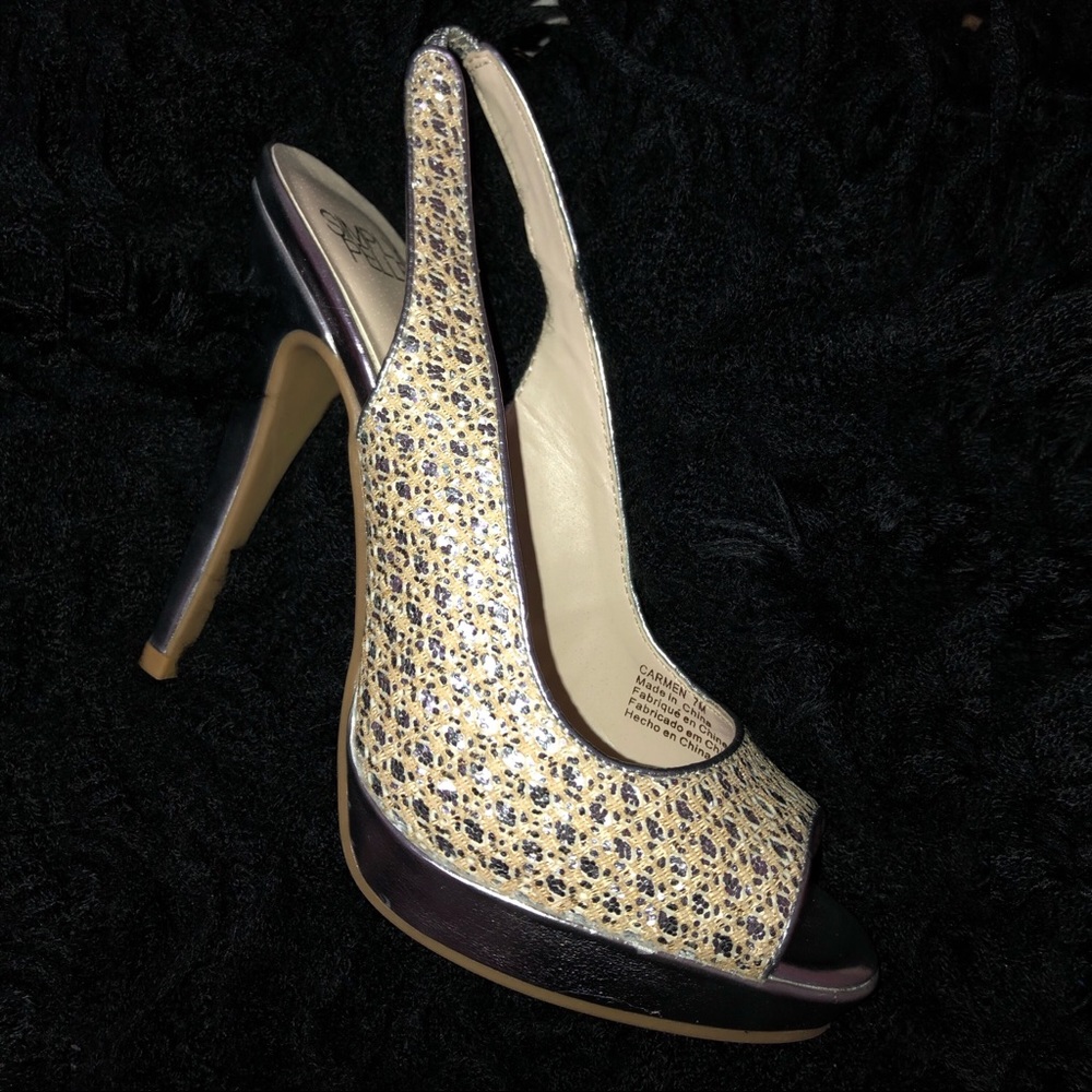 SIMPLY PELLE Heels •